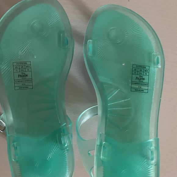Brand new blue frozen jelly sandals size 11. - Picture 2 of 2